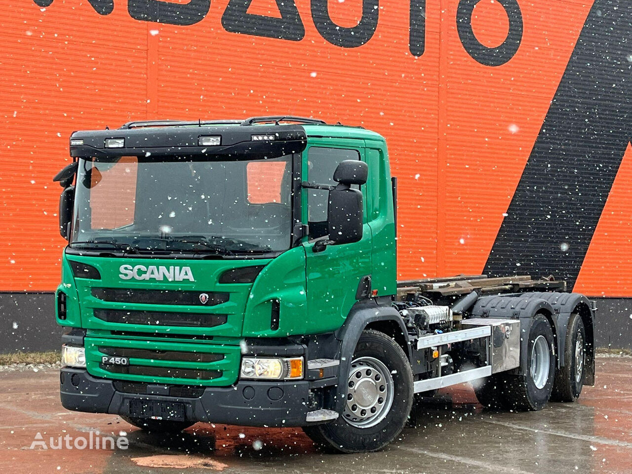 Ciężarówka hakowiec Scania P 450 6x2 4 LIVAB AL26 54 26 ton L 5400 mm