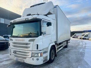 ciężarówka chłodnia Scania P320 4x2 Bow truck w/ fridge/freezer unit