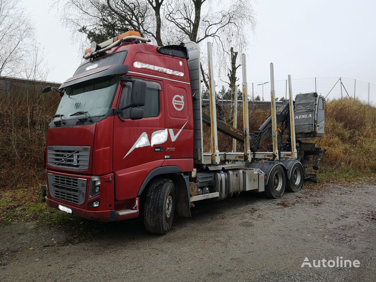 Ciężarówka do przewozu drewna VOLVO FH16 700 na sprzedaż