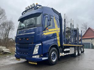 ciężarówka do przewozu drewna Volvo FH13 540