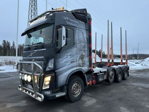 ciężarówka do przewozu drewna Volvo FH16 750 8x4