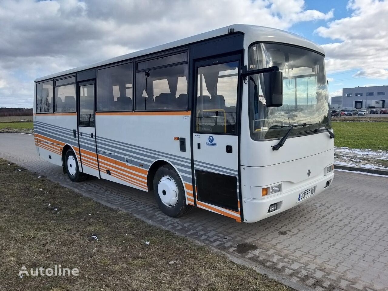 Podmiejski autobus RENAULT Carrier LR 210P na sprzedaż