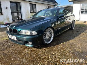 sedan BMW 523i